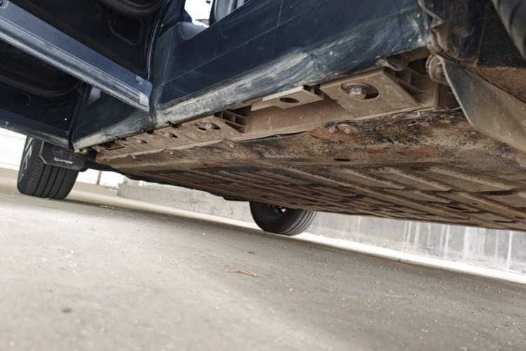 Used iCAR 03 2024 472km Four-Wheel Drive Long-Range Version Left Side Sill