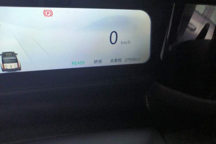 Used iCAR 03 2024 501km Range Two-Wheel Drive Long-Range Smart Trend Edition Odometer Close Up