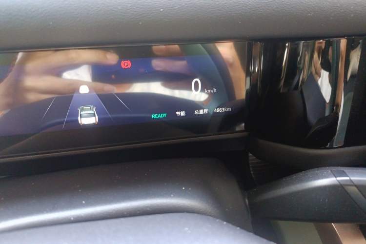 Used iCAR 03 2024 472km Four-Wheel Drive Long-Range Smart Enjoyment Version Odometer Close Up