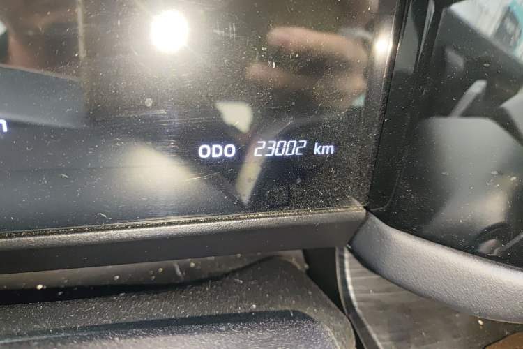 Used iCAR 03 2024 501km Two-Wheel Drive Long-Range Version Odometer Close Up
