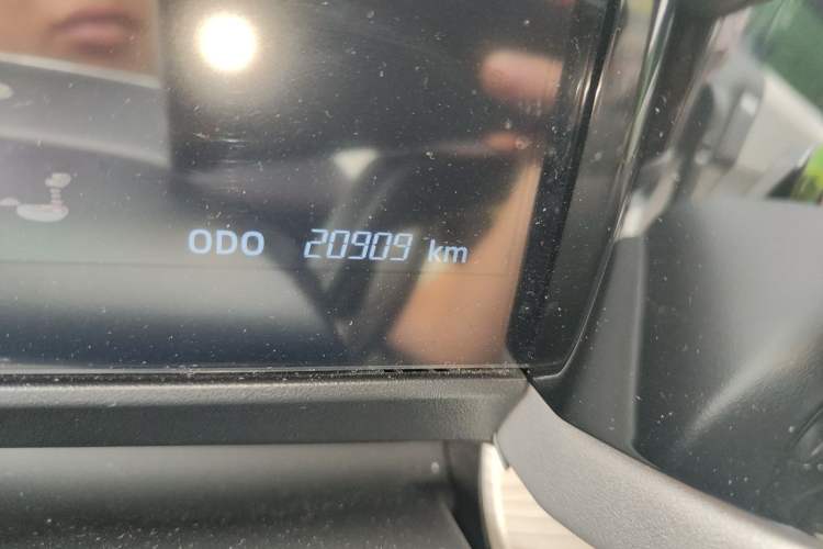 Used iCAR 03 2024 501km Two-Wheel Drive Long-Range Version Odometer Close Up
