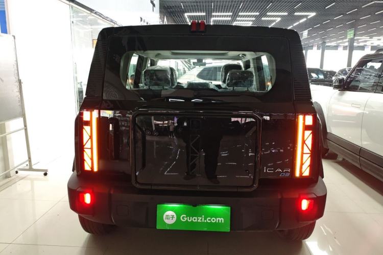 Used iCAR 03  Rear