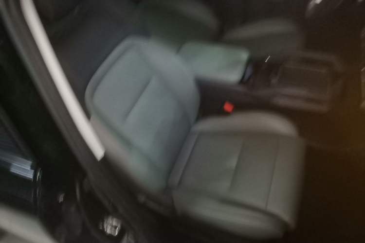 Used iCAR 03 2024 501km Two-Wheel Drive Long-Range Version Right Front Seat