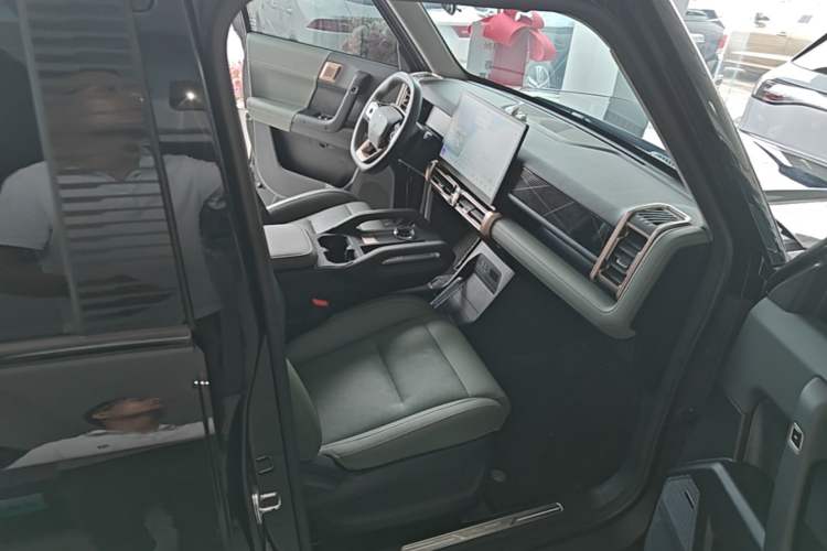 Used iCAR 03 2024 472km Four-Wheel Drive Long-Range Version Right Front Seat