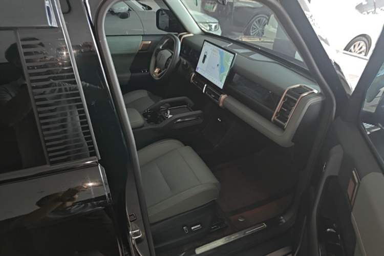 Used iCAR 03 2024 501km Two-Wheel Drive Long-Range Yuechao Edition Right Front Seat