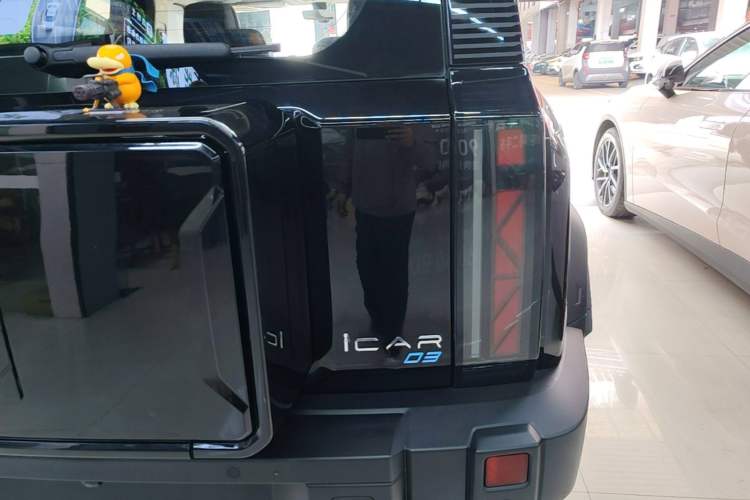 Used iCAR 03 2024 401km Range Two-Wheel Drive Standard Yuechao Version Right Rear Taillight