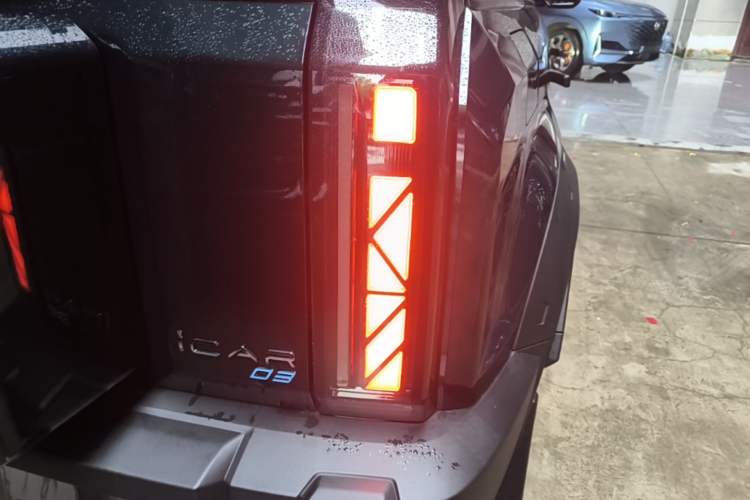 Used iCAR 03 2024 401km Two-Wheel Drive Standard Advanced Version Right Rear Taillight