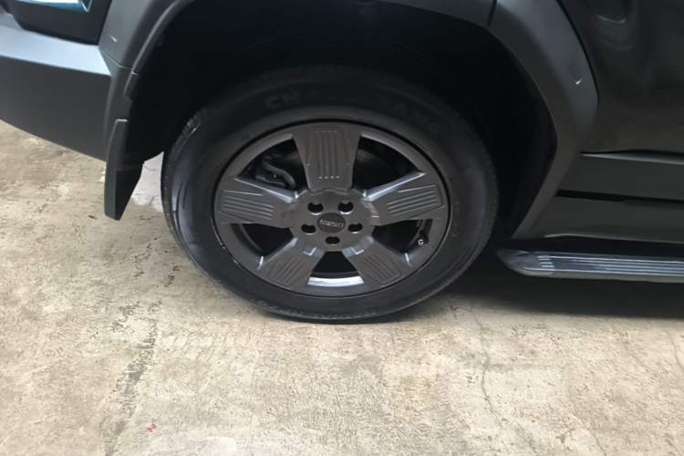 Used iCAR 03 2024 401km Two-Wheel Drive Standard Advanced Version Right Rear Wheel Hub