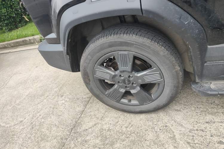 Used iCAR 03 2024 401km Two-Wheel Drive Standard Advanced Version Right Rear Wheel Hub