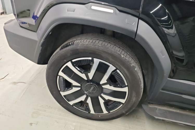 Used iCAR 03 2024 472km Four-Wheel Drive Long-Range Version Right Rear Wheel Hub