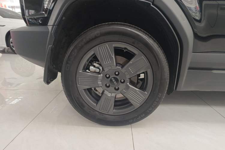 Used iCAR 03 2024 401km Two-Wheel Drive Standard Advanced Version Right Rear Wheel Hub