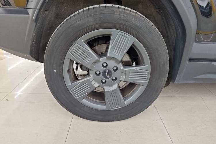Used iCAR 03 2024 501km Two-Wheel Drive Long-Range Yuechao Edition Right Rear Wheel Hub