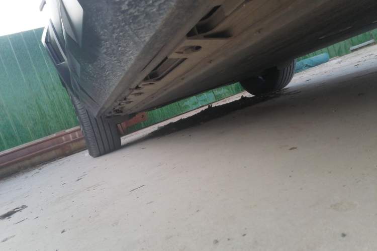 Used iCAR 03 2024 501km Four-wheel Drive Long-Range Advanced Version Right Side Sill