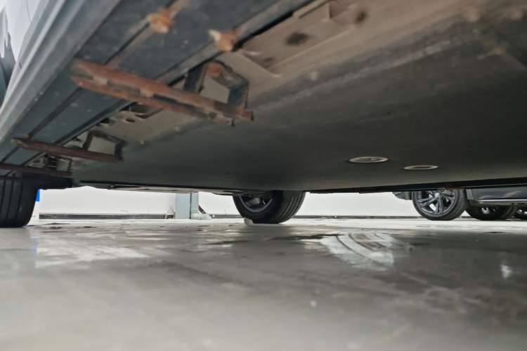 Used iCAR 03 2024 472km Four-Wheel Drive Long-Range Version Right Side Sill