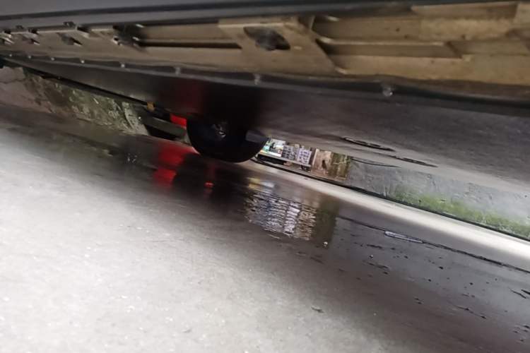 Used iCAR 03 2024 501km Two-Wheel Drive Long-Range Version Right Side Sill