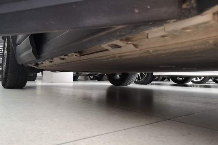 Used iCAR 03 2024 501km Two-Wheel Drive Long-Range Version Right Side Sill