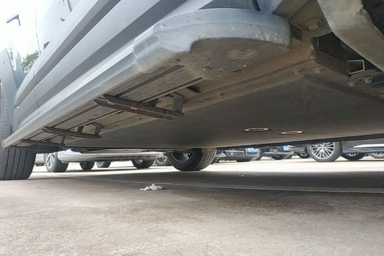Used iCAR 03 2024 472km Four-Wheel Drive Long-Range Intelligent Advanced Version Right Side Sill