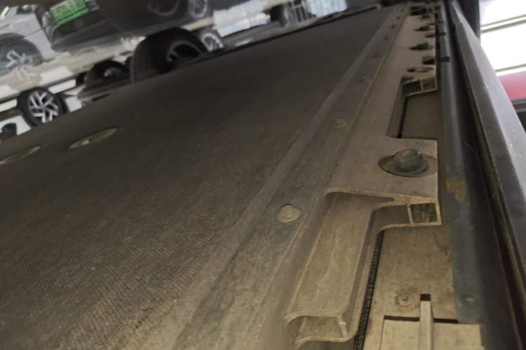 Used iCAR 03 2024 501km Four-wheel Drive Long-Range Advanced Version Right Side Sill