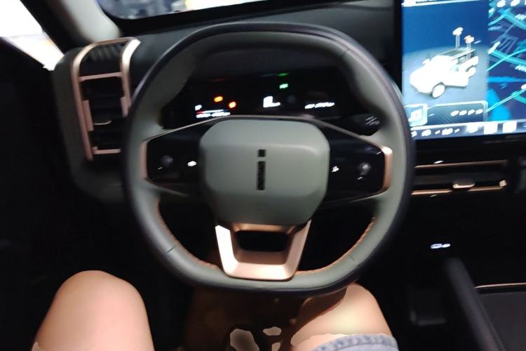 Used iCAR 03 2024 401km Range Two-Wheel Drive Standard Yuechao Version Steering Wheel