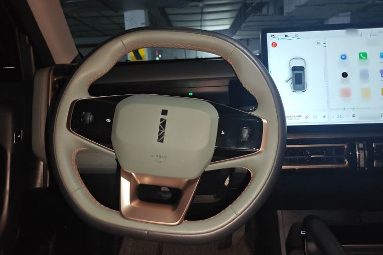 Used iCAR 03 2024 501km Two-Wheel Drive Long-Range Yuechao Edition Steering Wheel