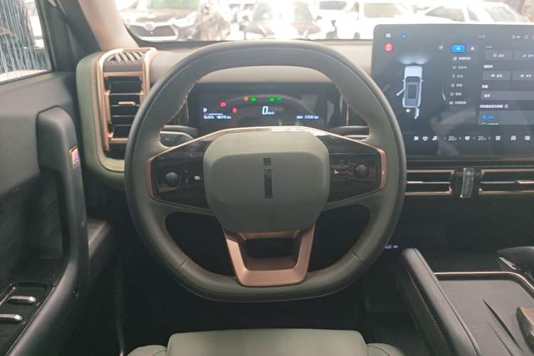 Used iCAR 03 2024 401km Two-Wheel Drive Standard Advanced Version Steering Wheel