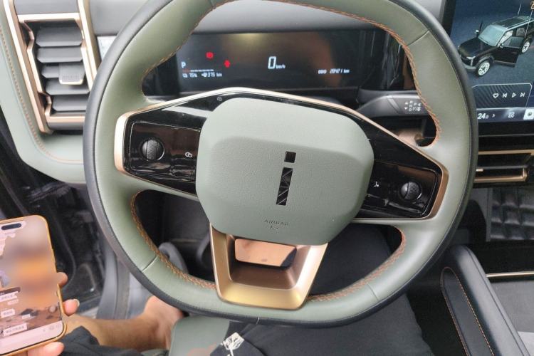 Used iCAR 03 2024 501km Two-Wheel Drive Long-Range Yuechao Edition Steering Wheel