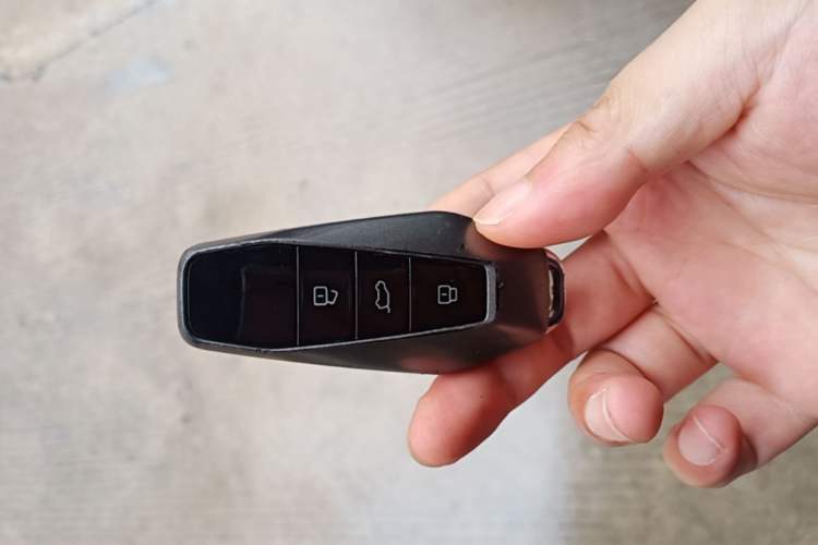 Used iCAR 03 2024 501km Two-Wheel Drive Long-Range Version Vehicle Key