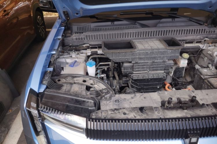 Used iCAR 03 2024 472km Four-Wheel Drive Long-Range Version Engine Bay Right