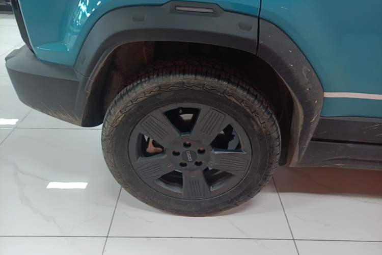 Used iCAR 03 2024 501km Four-wheel Drive Long-Range Advanced Version Exterior 5