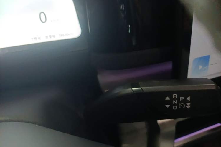 Used iCAR 03 2024 501km Four-wheel Drive Long-Range Advanced Version Gear Lever