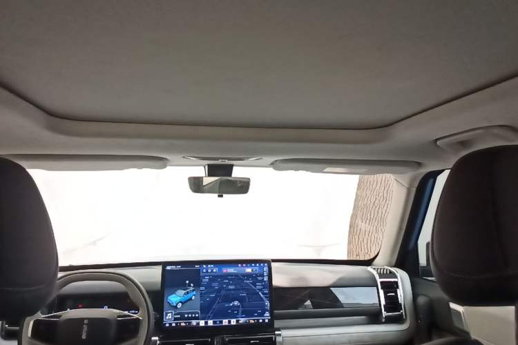 Used iCAR 03 2024 501km Two-Wheel Drive Long-Range Version Headliner