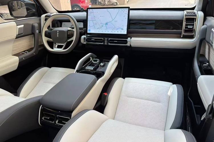 Used iCAR 03 2024 472km Four-Wheel Drive Long-Range Version Interior 1