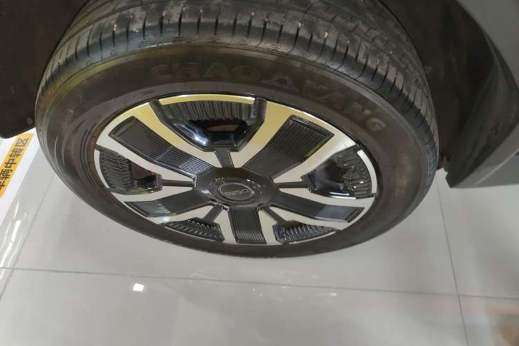 Used iCAR 03 2024 472km Four-Wheel Drive Long-Range Intelligent Advanced Version Right Rear Wheel Hub