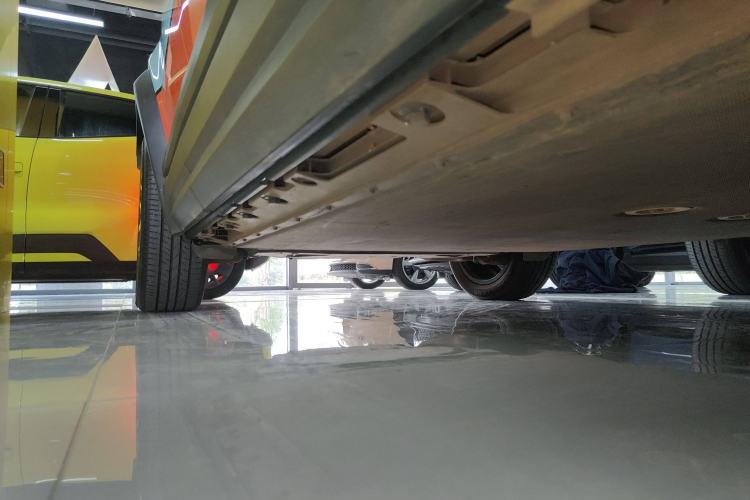 Used iCAR 03 2024 472km Four-Wheel Drive Long-Range Intelligent Advanced Version Right Side Sill