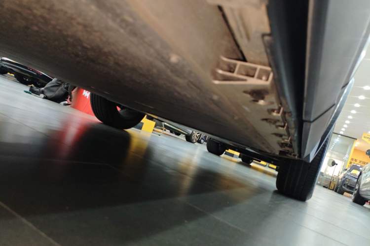 Used iCAR 03 2024 501km Two-Wheel Drive Long-Range Version Right Side Sill