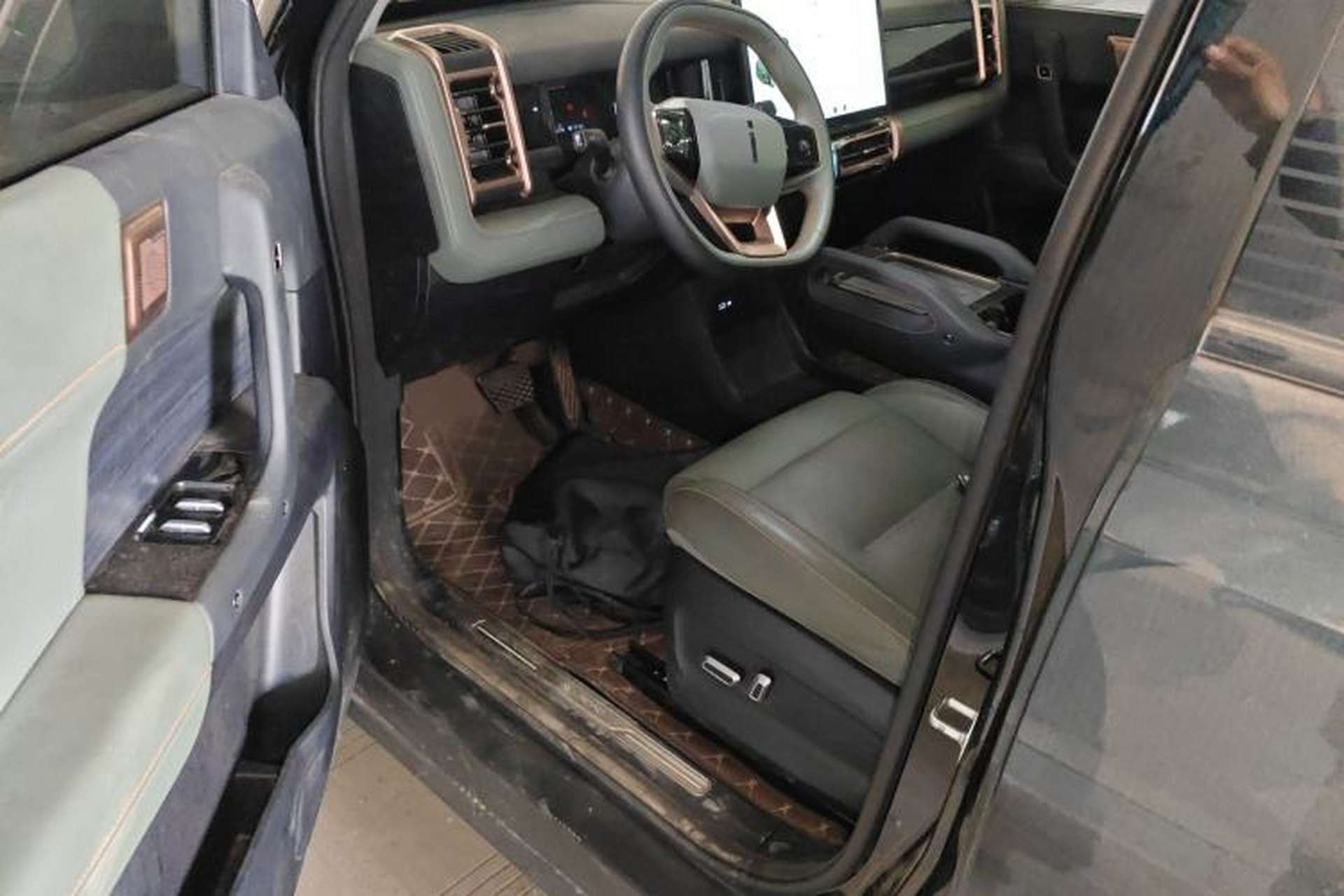 Used iCAR 03 2024 501km Two-Wheel Drive Long-Range Version Driver Seat