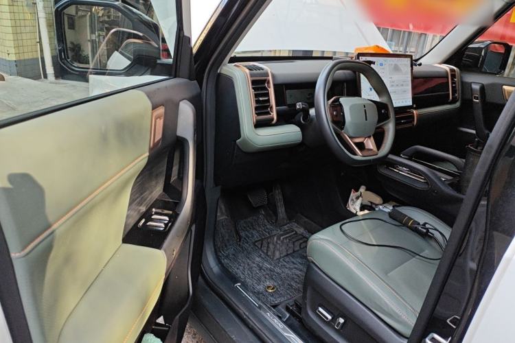 Used iCAR 03 2024 472km Four-Wheel Drive Long-Range Version Driver Seat