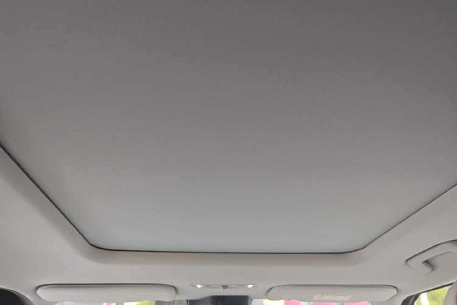 Used iCAR 03 2024 501km Four-wheel Drive Long-Range Advanced Version Headliner