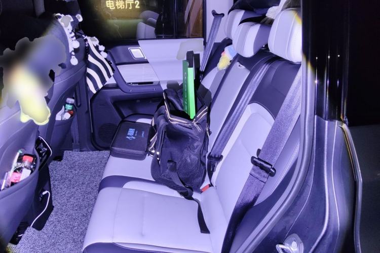 Used iCAR 03 2024 501km Two-Wheel Drive Long-Range Version Left Rear Seat