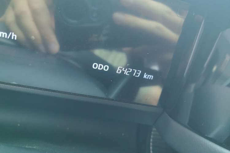 Used iCAR 03 2024 501km Two-Wheel Drive Long-Range Version Odometer Close Up
