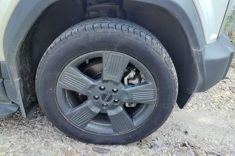 Used iCAR 03 2024 501km Two-Wheel Drive Long-Range Version Right Front Wheel Hub