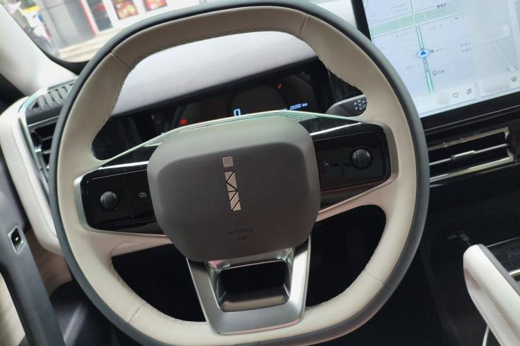 Used iCAR 03 2024 401km Two-Wheel Drive Standard Advanced Version Steering Wheel
