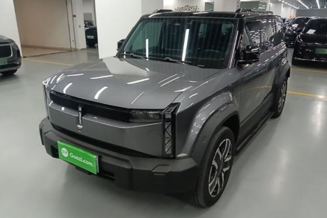 Used iCAR 03 2024 501km Four-wheel Drive Long-Range Advanced Version