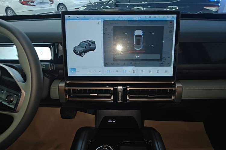 Used iCAR 03 2024 501km Four-wheel Drive Long-Range Advanced Version Audio And AC Panel