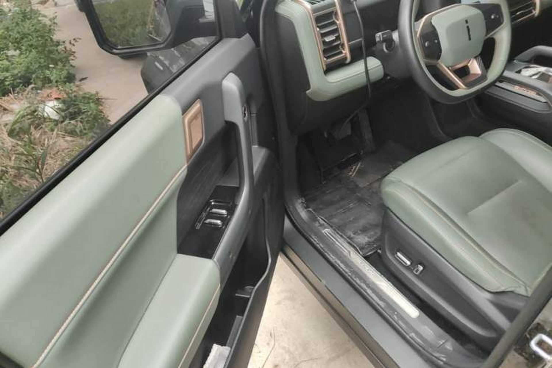 Used iCAR 03 2024 501km Two-Wheel Drive Long-Range Yuechao Edition Driver Seat