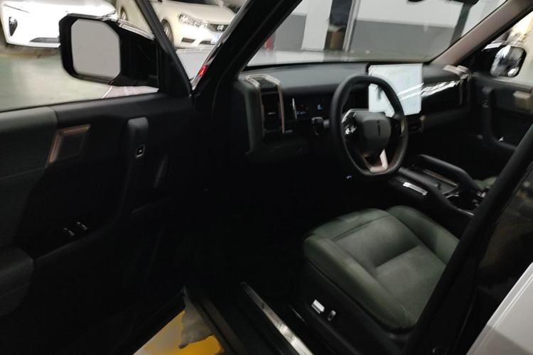 Used iCAR 03 2024 401km Two-Wheel Drive Standard Advanced Version Driver Seat