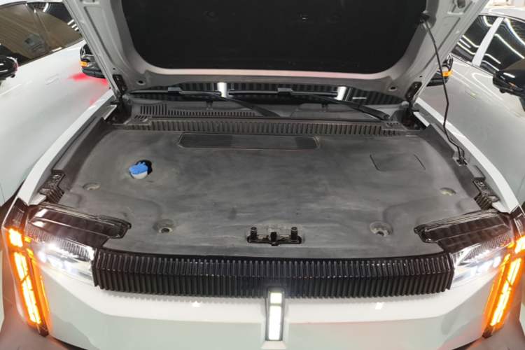 Used iCAR 03 2024 472km Four-Wheel Drive Long-Range Version Engine Bay
