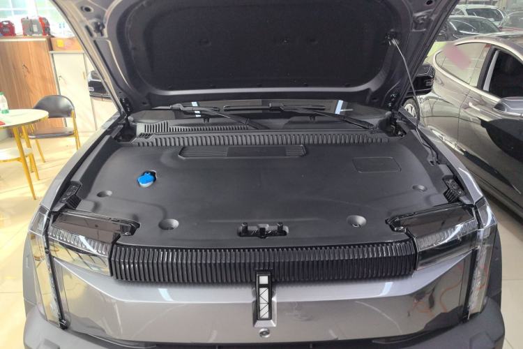 Used iCAR 03 2024 401km Two-Wheel Drive Standard Edition Engine Bay