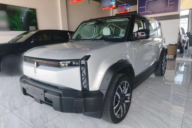 Used iCAR 03 2024 501km Four-wheel Drive Long-range Intelligent Driving Edition