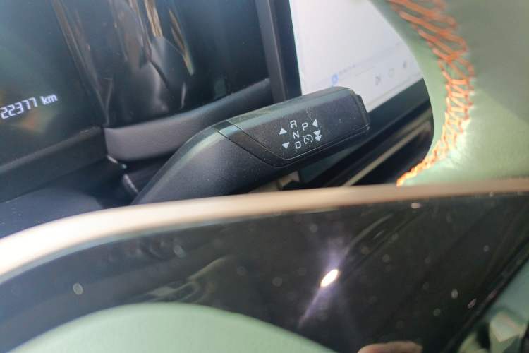Used iCAR 03 2024 401km Two-Wheel Drive Standard Advanced Version Gear Lever